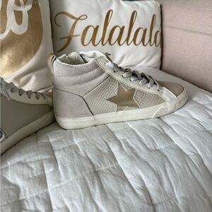 Vintage Havana Beige High-Top Sneakers